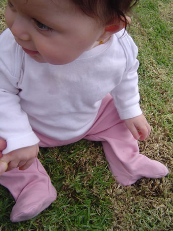 footed rompers : snug organic cotton babywear